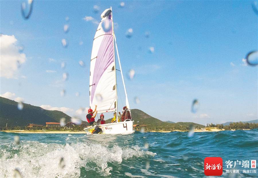 海南周刊丨三亚亚龙湾：浪细沙白海天阔