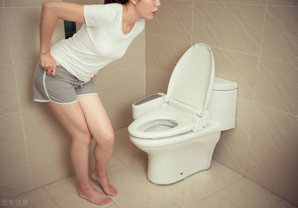 女性尿频是怎么回事，要小心可能是这4个原因引起的