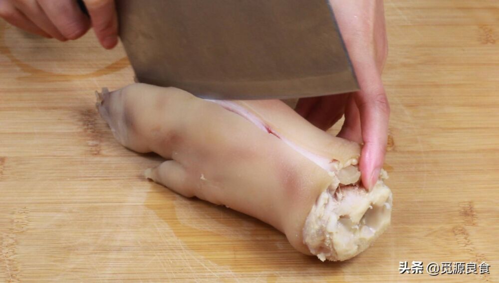 教你做卤猪蹄，最好吃、最简单的方法，香嫩脱骨好吃不腥，真解馋