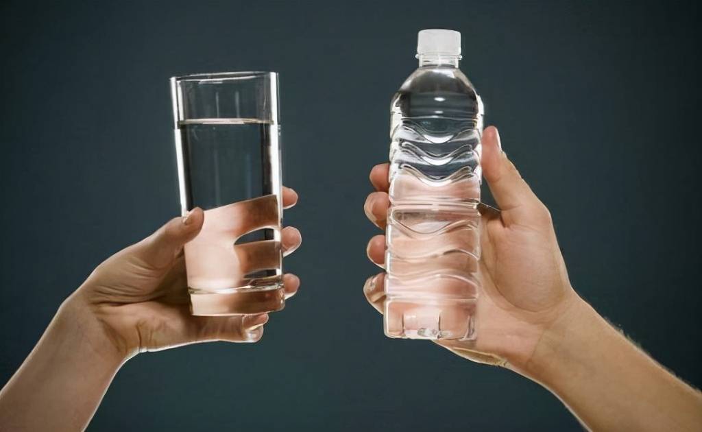 运动喝水会影响减脂吗 运动前后喝水的正确方法