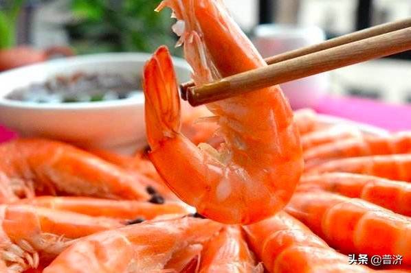 1日美食精选：鲜虾在沸水中煮几分钟能熟？煮几分钟比较好？