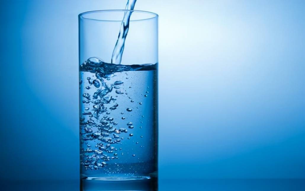 运动喝水会影响减脂吗 运动前后喝水的正确方法