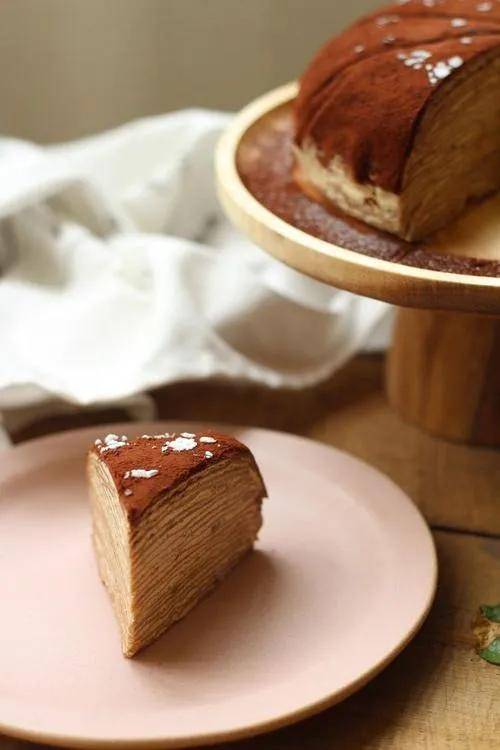 外面齁贵的榴莲千层蛋糕，在家只要一个平底锅就能做？就这么简单
