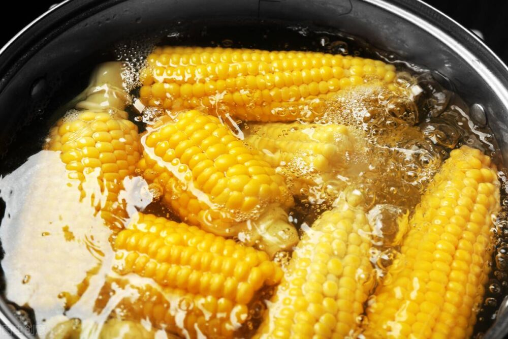 玉米多长时间能熟，三种不同做法都需要15-20分钟