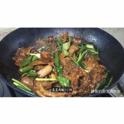 这道#舌尖上的端午#小炒鸭肉，一上桌就被哄抢一空