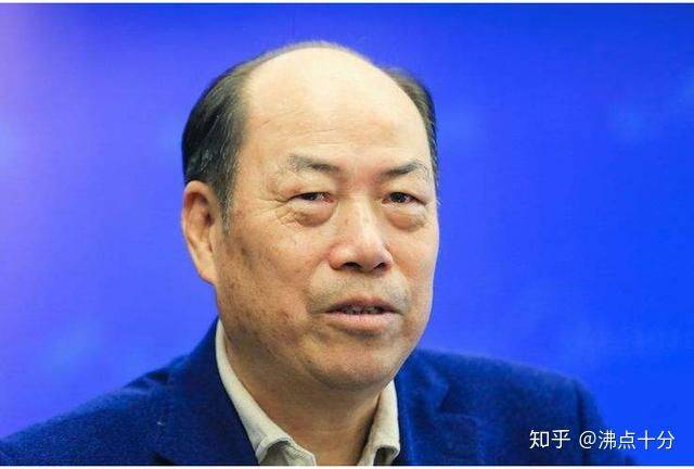 为什么年仅37岁的杨惠妍可以进华人首富榜前十？