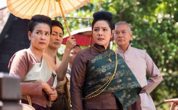 这部泰剧热播后，女主上金币，以黑牙为美，泰国总理为第二部构思