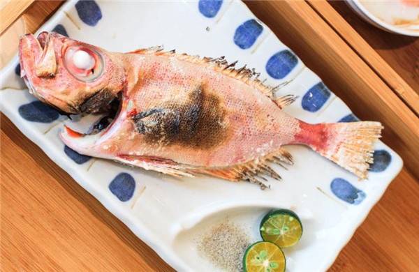 鱼腥味从哪里来？海水鱼和淡水鱼大不同，烹饪要抓住重点才能去腥