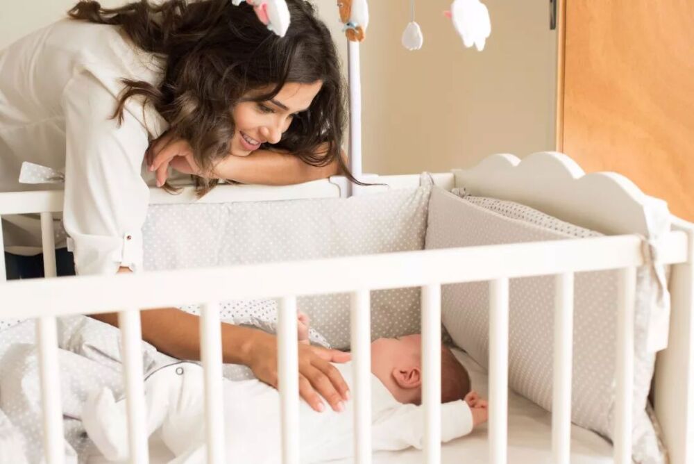 为什么婴儿明明很困，却又不肯睡觉？网友：人家有自己的想法