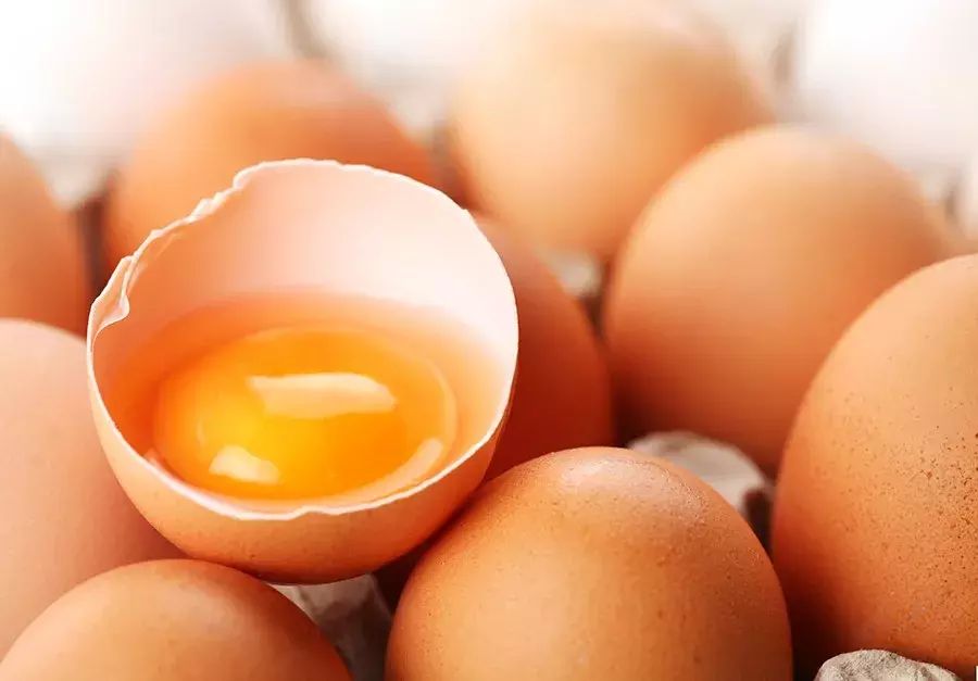 鸡蛋这样放冰箱，会变“毒蛋”！不吓你，很多人做错了