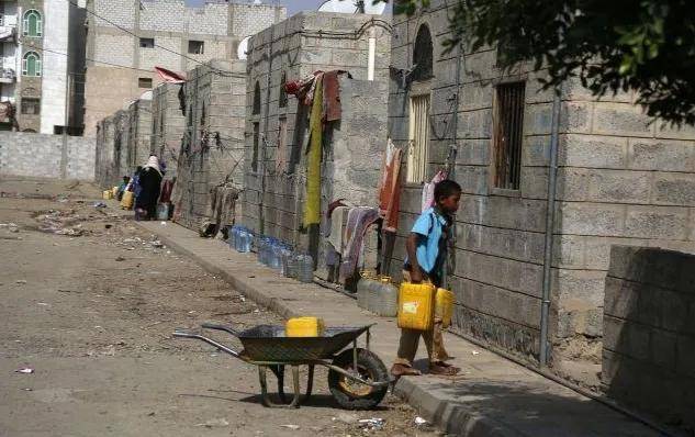也门，坐拥石油，却成为最穷国家，被一颗“草”摧毁的国家