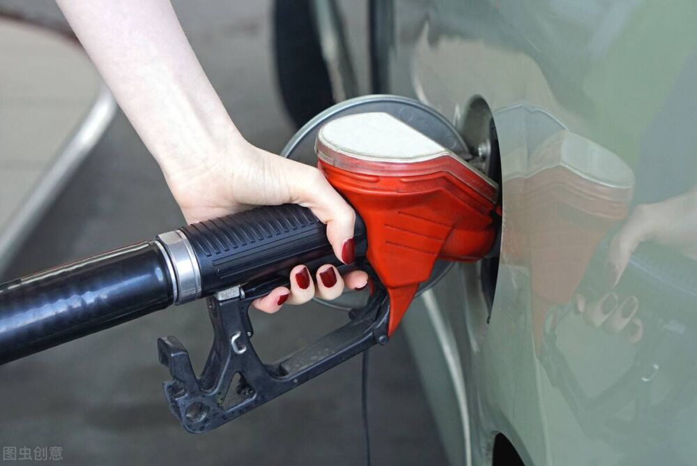今日油价｜2021年12月19日最新油价，92、95汽油与0号柴油价格