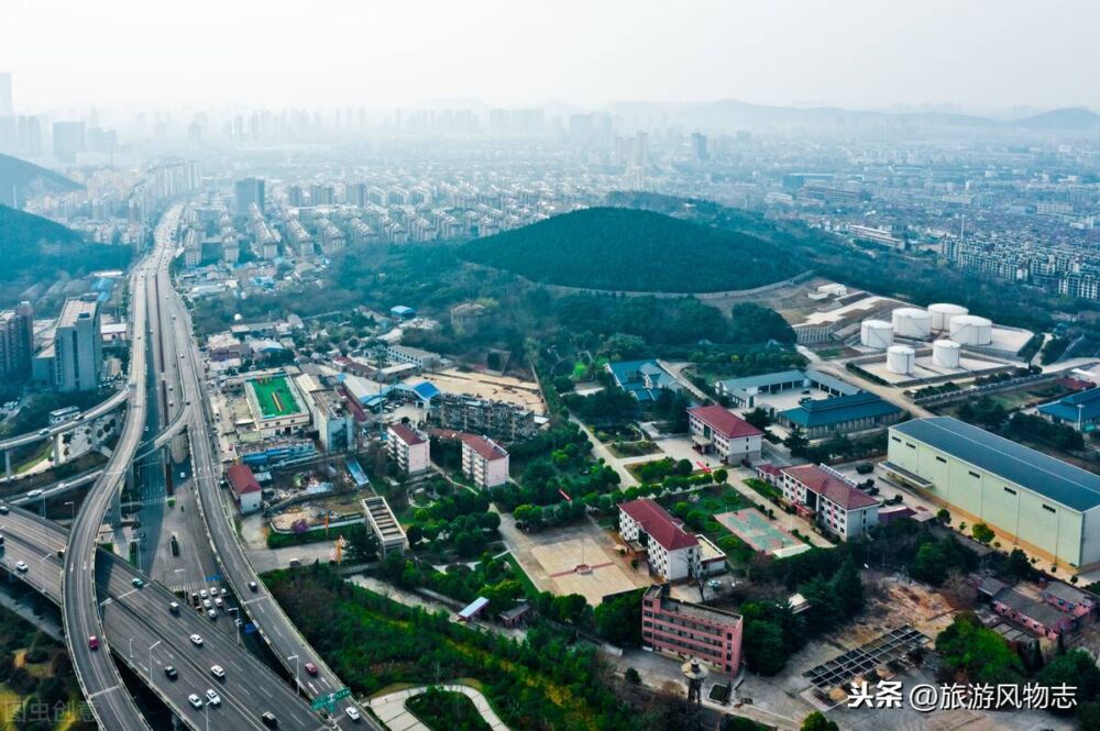 江苏第三大城市，徐州对比无锡，你认为是哪一个？