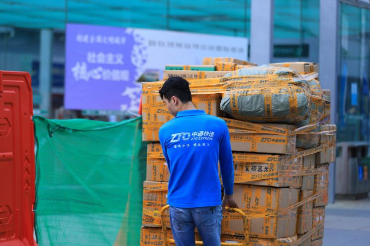 中国快递行业的“隐形王者”，一年派121亿个包裹，市值2000亿