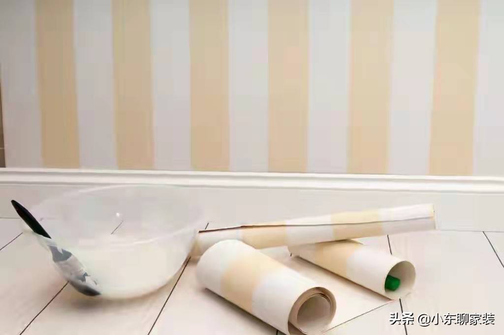 墙面装饰材料怎么选？乳胶漆、壁布、硅藻泥哪种好，来听听大实话