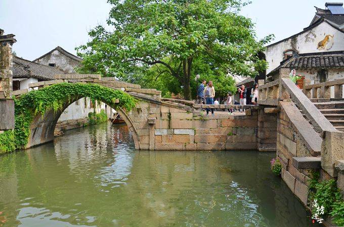 苏州周庄被誉为“江南六大古镇之首”，你知道周庄双桥的故事吗？