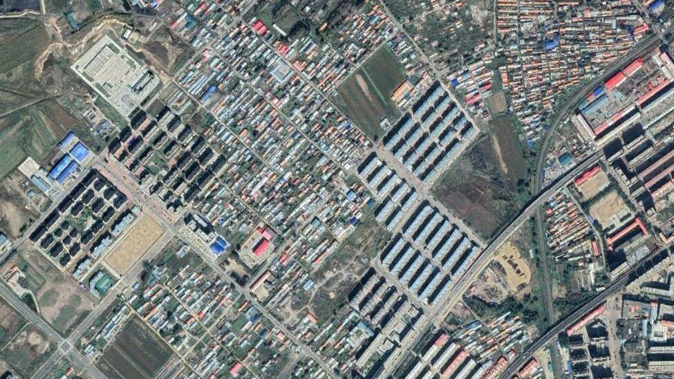 卫星上看黑龙江密山市：毗邻兴凯湖，因“蜂蜜山”而得名