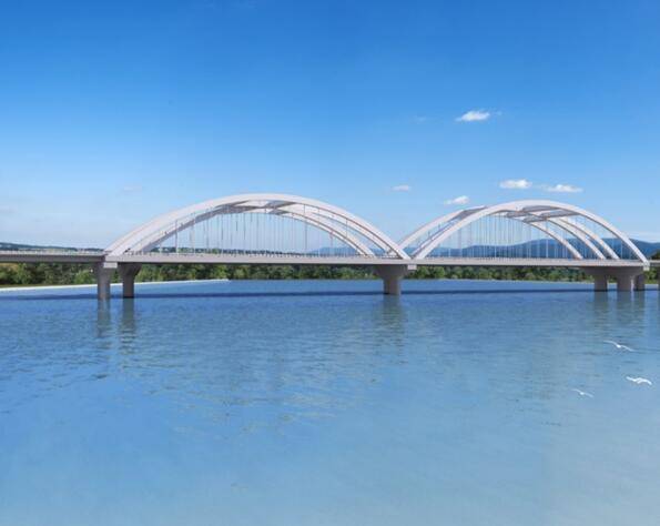 苏州在建一座大桥，桥宽达47米，双向8车道，设计时速60千米