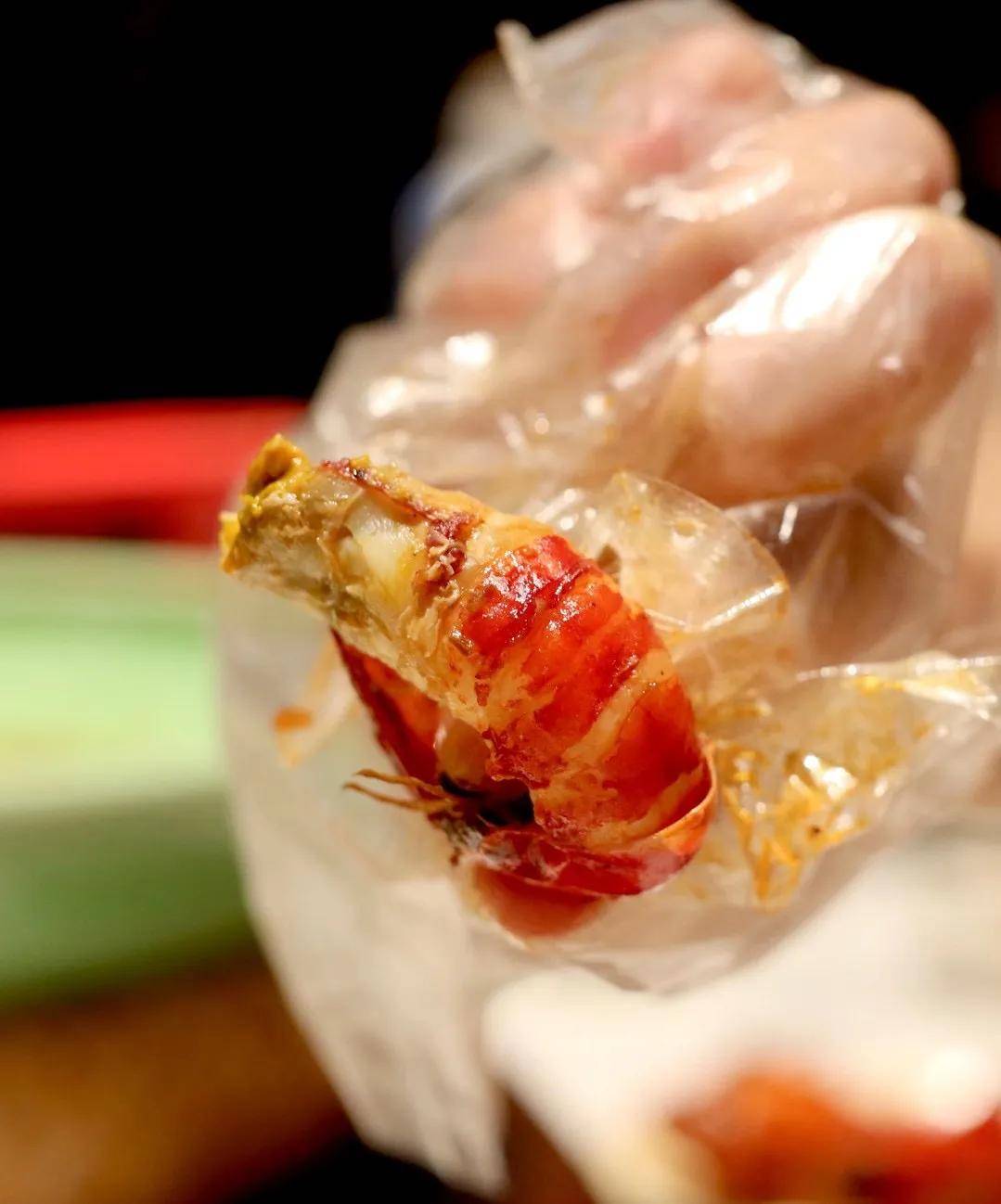 逛吃合肥：阿明龙虾蒸着吃，其他菜咸，好下酒啊、下饭啊