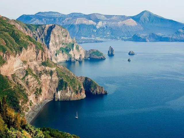 人与自然丨全球最美的12座小岛，有没有说走就走的冲动！