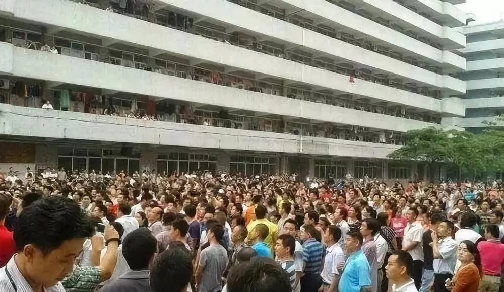 全球最大：东莞裕元鞋厂，12万剩8千，人去楼空，打工者含泪告别