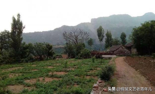 河南辉县的风水宝地：姚家坟的前世今生！古迹漫野，亟待保护