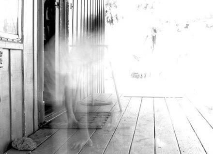 鬼魂真的存在吗 鬼魂形成的原因及流传驱鬼的方法