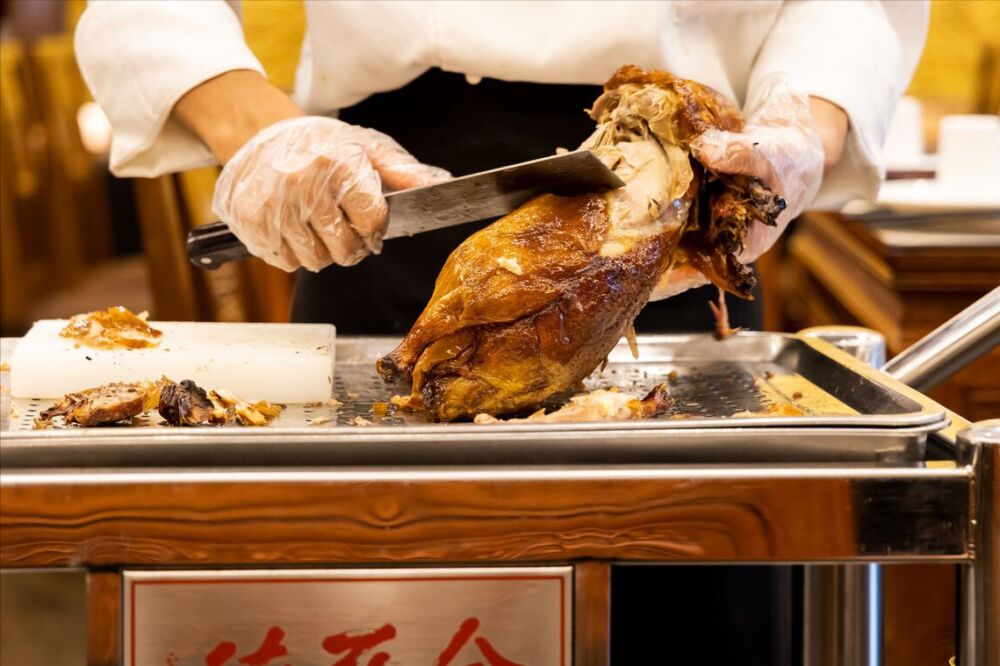 中国做鸭肉公认好吃的8个地方，各有各的绝活，有你家乡的吗？
