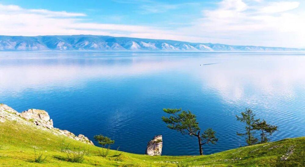 云南澄江，在有“中国版贝加尔湖”美誉的抚仙湖畔，出现欢乐胜地
