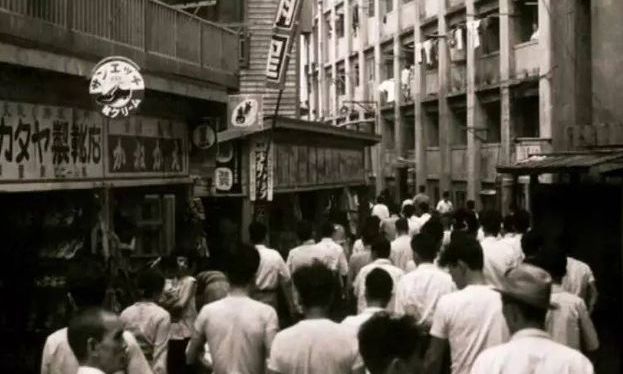 日本地狱鬼岛50年前人满为患，现在却空无一人，居民是如何消失的