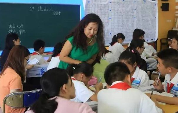 学校要求如实登记父母职业，并非简单走过场，背后果然暗藏猫腻