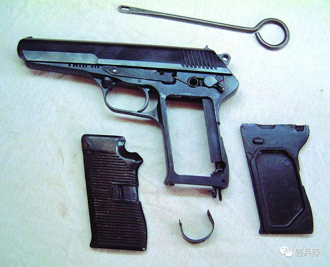 承前启后：捷克CZ52军用自动手枪（上）枪身组件详解