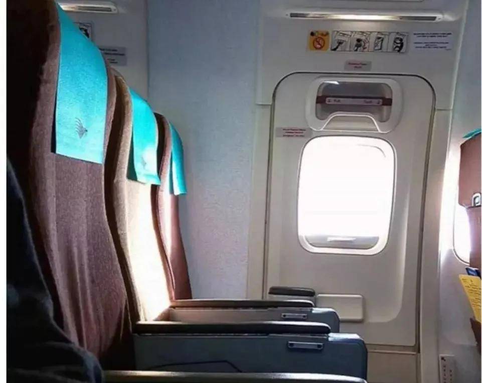 坐飞机怎么选座位？