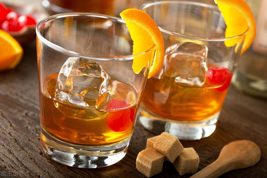 “威士忌”和“白兰地”有啥区别？可别乱喝，喝错了容易闹笑话