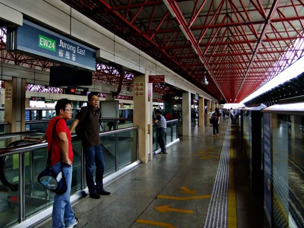 奇葩了新加坡地铁站，名字一个比一个脑洞大开！