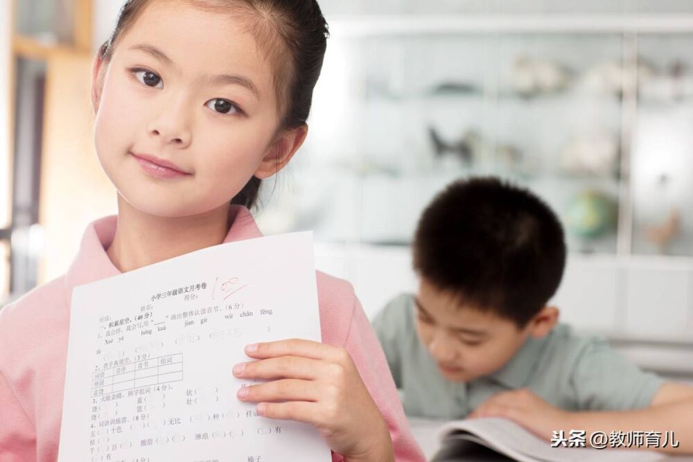 小学四年级下册语文近反义词归纳，期末复习实用，孩子记住了没？