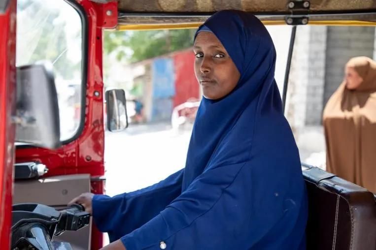 女性私处“割礼”泛滥，绑架拐卖横行，索马里的女性多绝望？