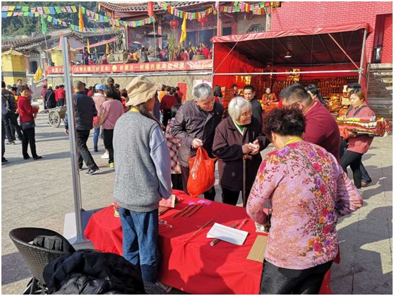 祈愿云香现场销售场景