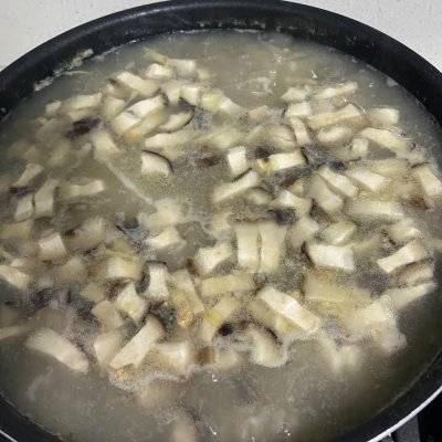（冬日）美味烹饪指南—香菇滑鸡粥