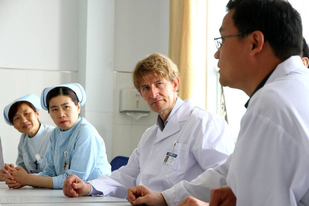 多年行医的刘长城大夫，来告诉你胸腔积水能活多久？