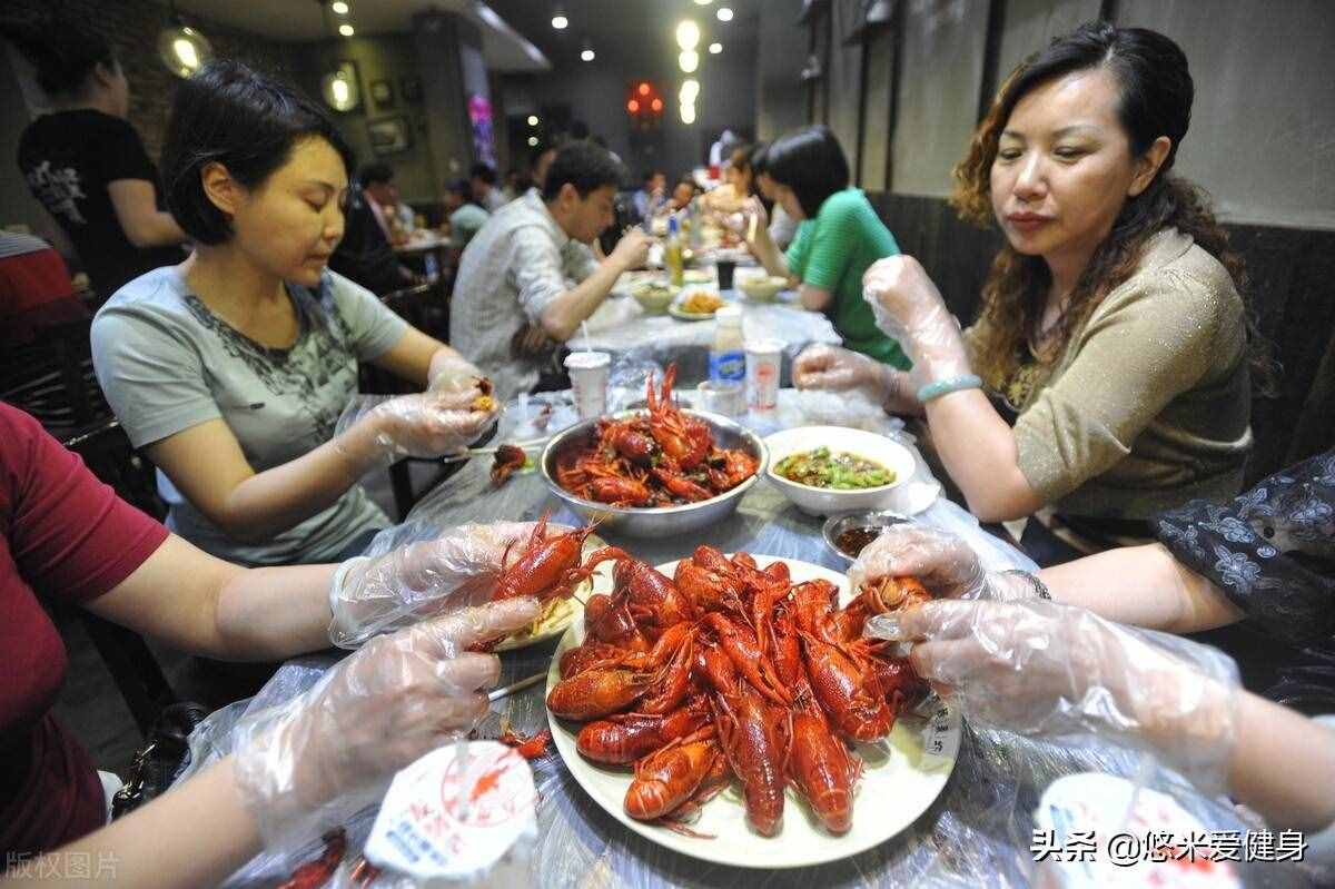 不想运动怎么减肥？教你3个饮食方法，让你在不知不觉中瘦下来