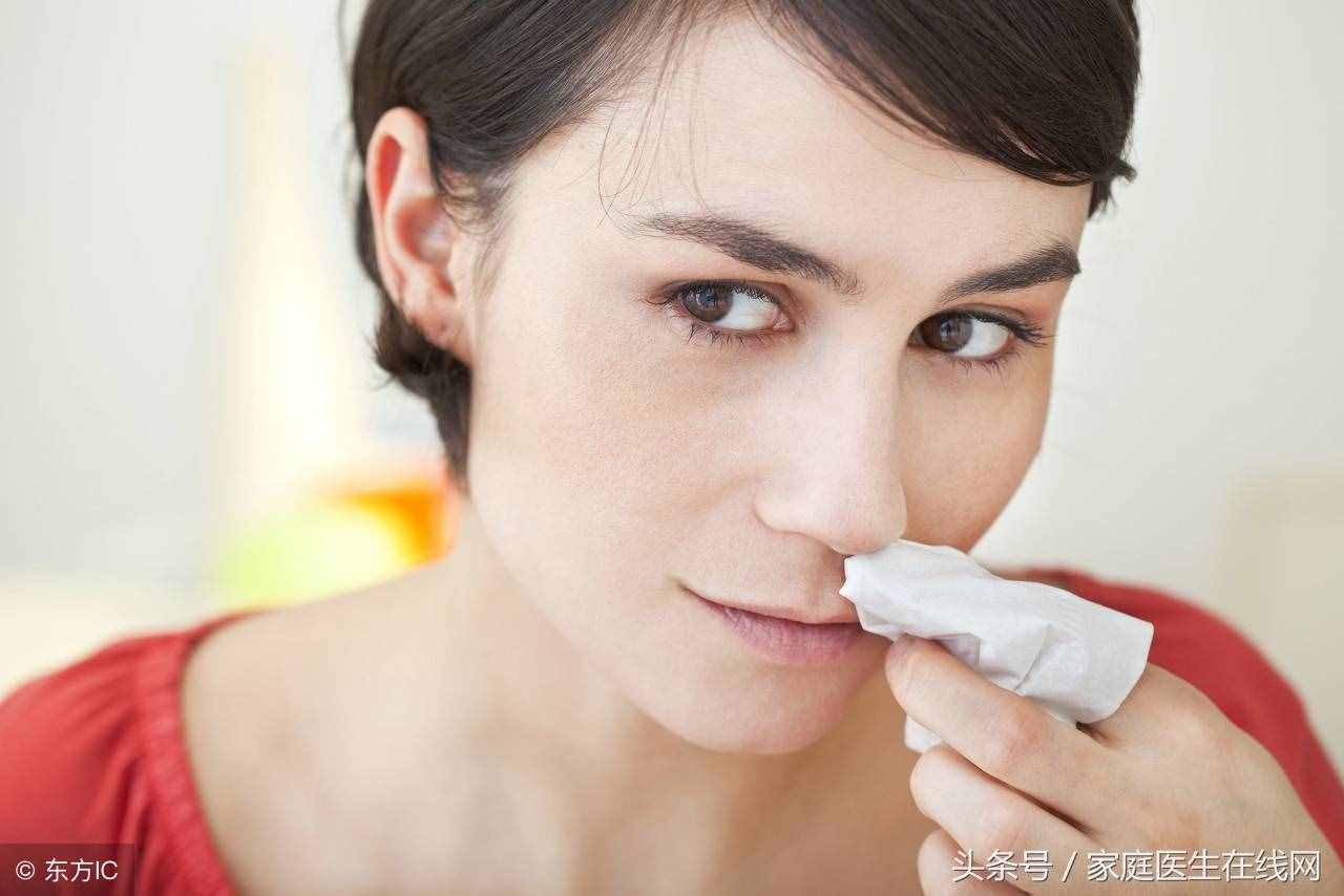 鼻屎中带血是怎么了？不是大病，这4个方法可以调理