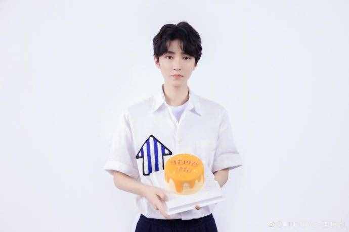 TFBOYS庆祝出道七周年上热搜，TFBOYS 火到现在的原因在哪里