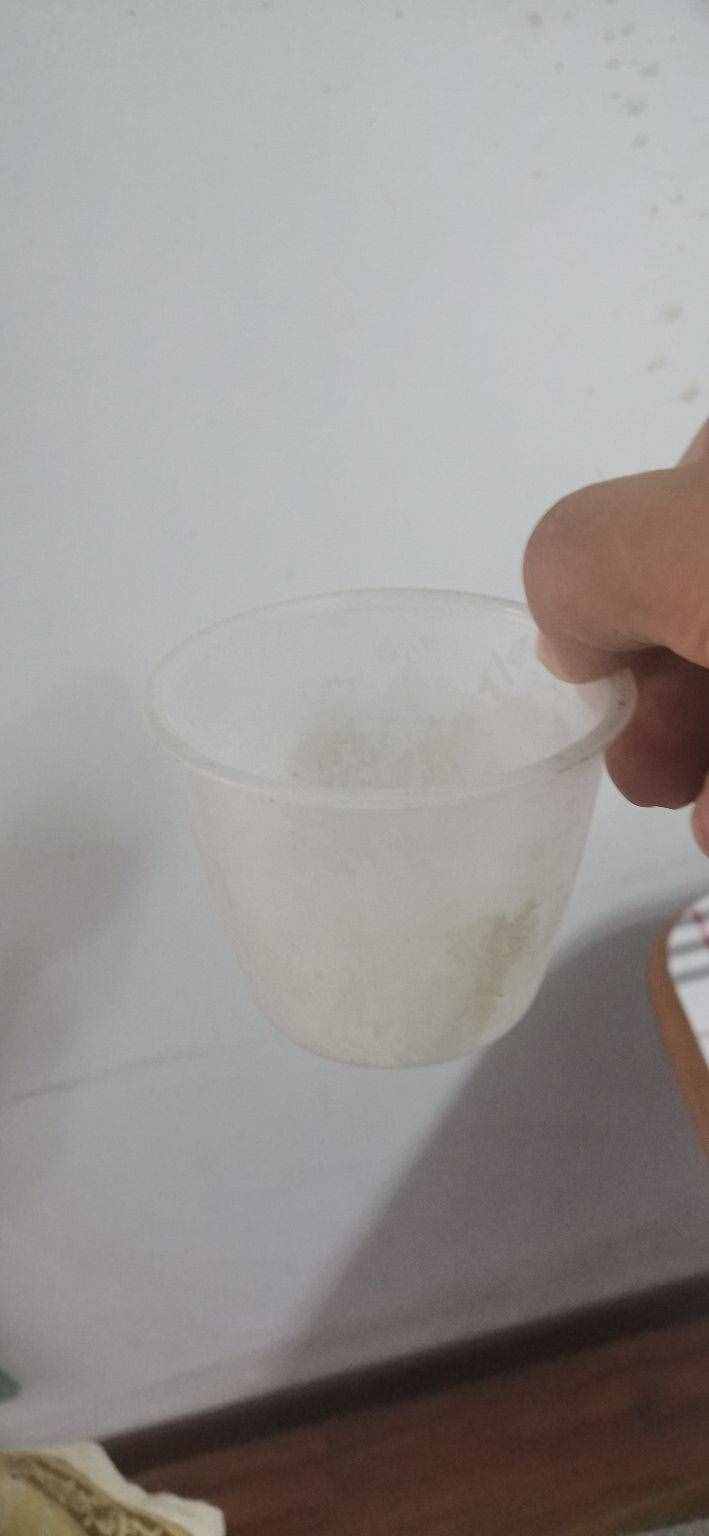 教您使用米杯与电饭煲锅体内胆里面的刻度线配合放合适的水