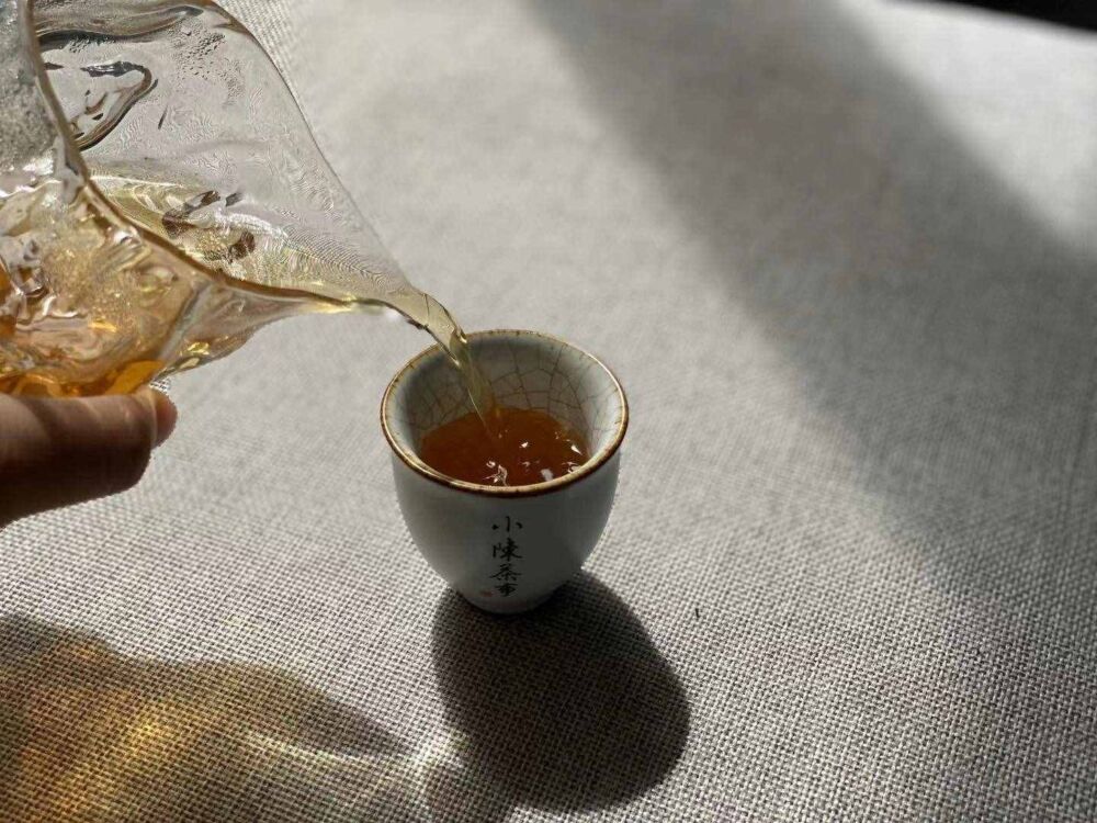 放着不管，红茶、岩茶、白茶、普洱茶，过个3、4年也会更好喝？