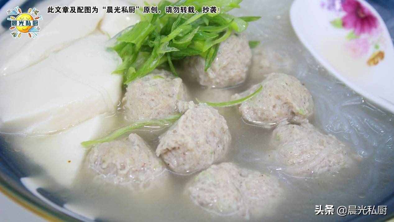 如何将鸡腿变成鸡肉丸子汤？还要一点都不浪费！三千字干货等你来