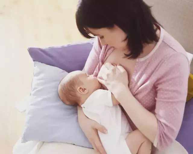 趣味知识：宝宝爱不释口的母乳究竟是什么味道？