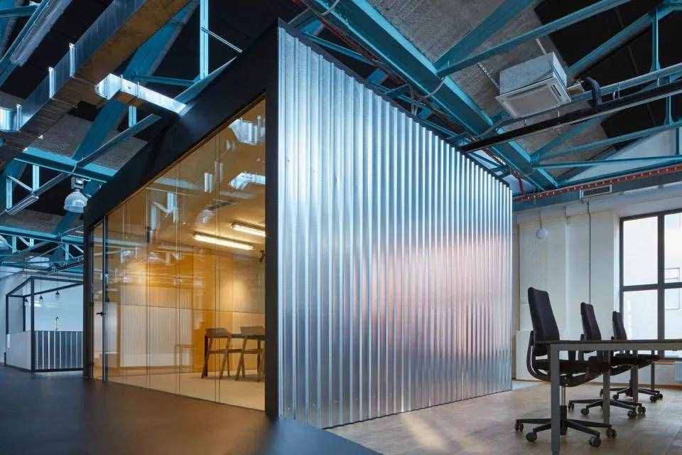 「材料聚碳酸酯板」建筑里的柔光特效：聚碳酸酯板(PC阳光板)