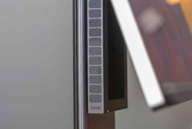 华为首款一体机MateStationX发布 带来28.2英寸高素质触控全面屏