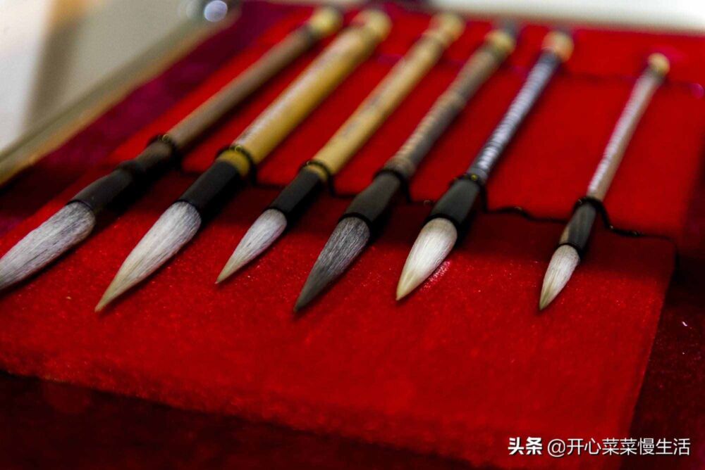 毛笔才是写好字画好画的重中之重，中国最好的毛笔在湖州